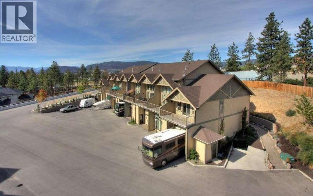 5 3359 Cougar Road, West Kelowna