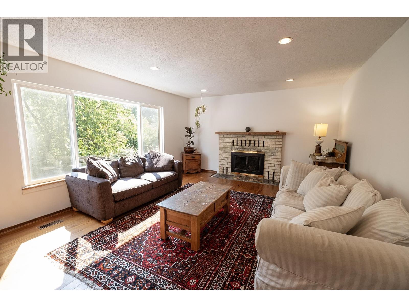 1160 ROSAMUND ROAD, Gibsons