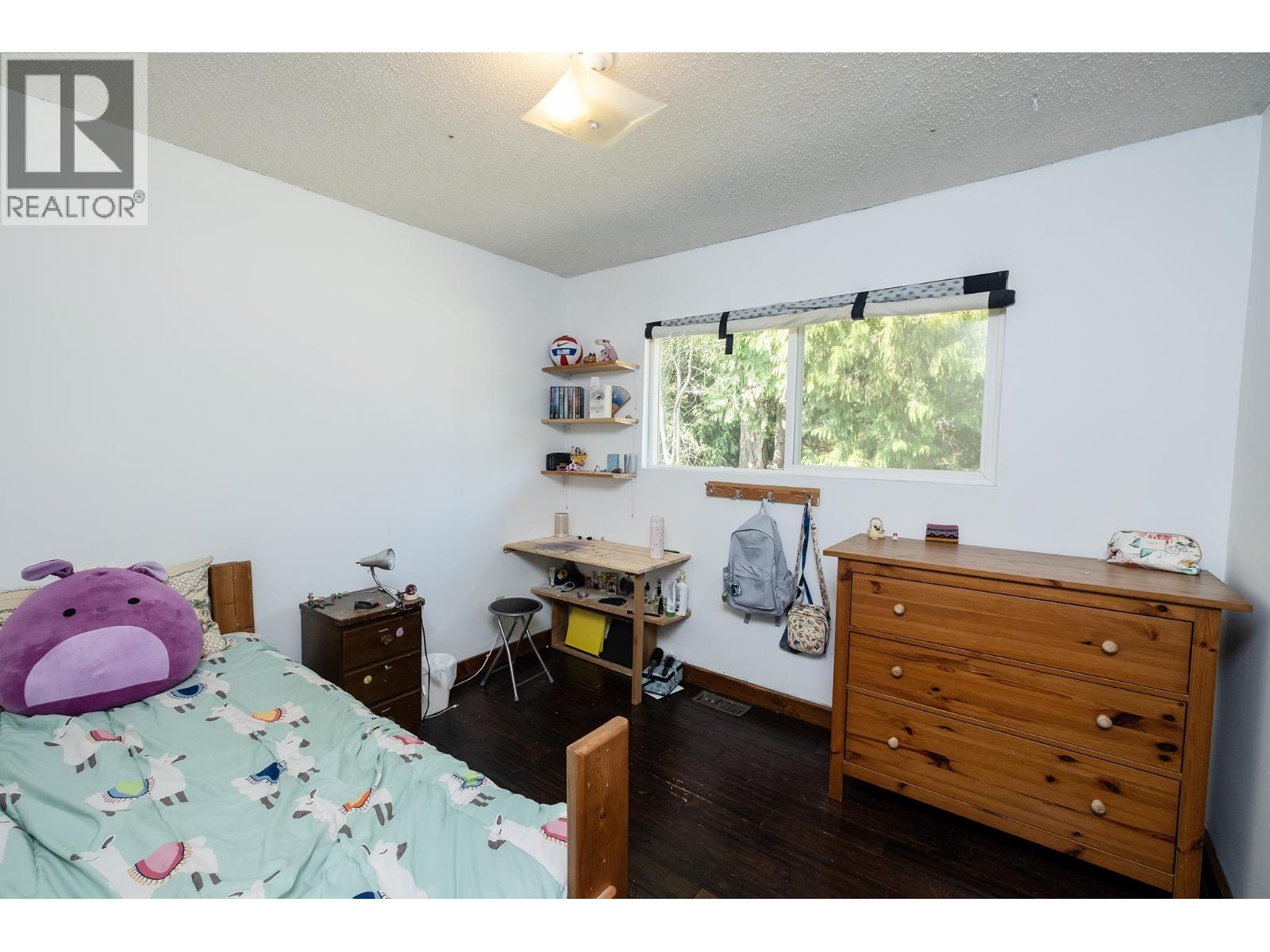1160 ROSAMUND ROAD, Gibsons
