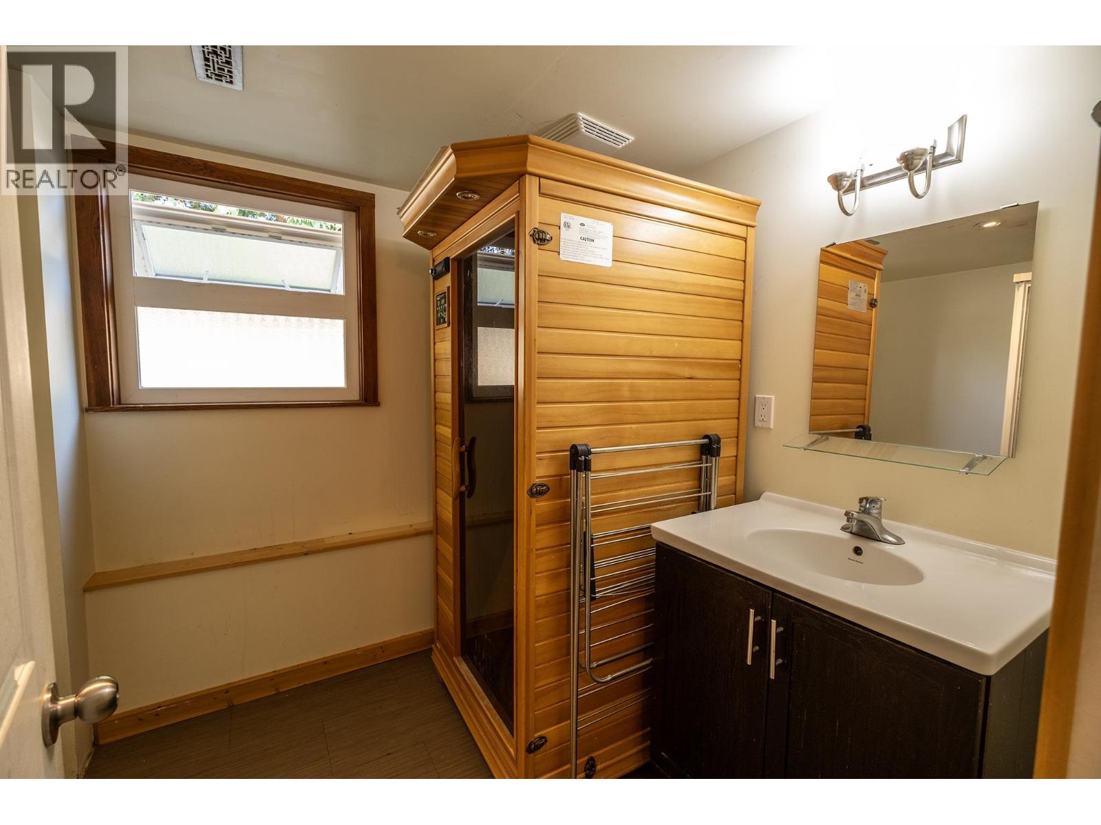 1160 ROSAMUND ROAD, Gibsons