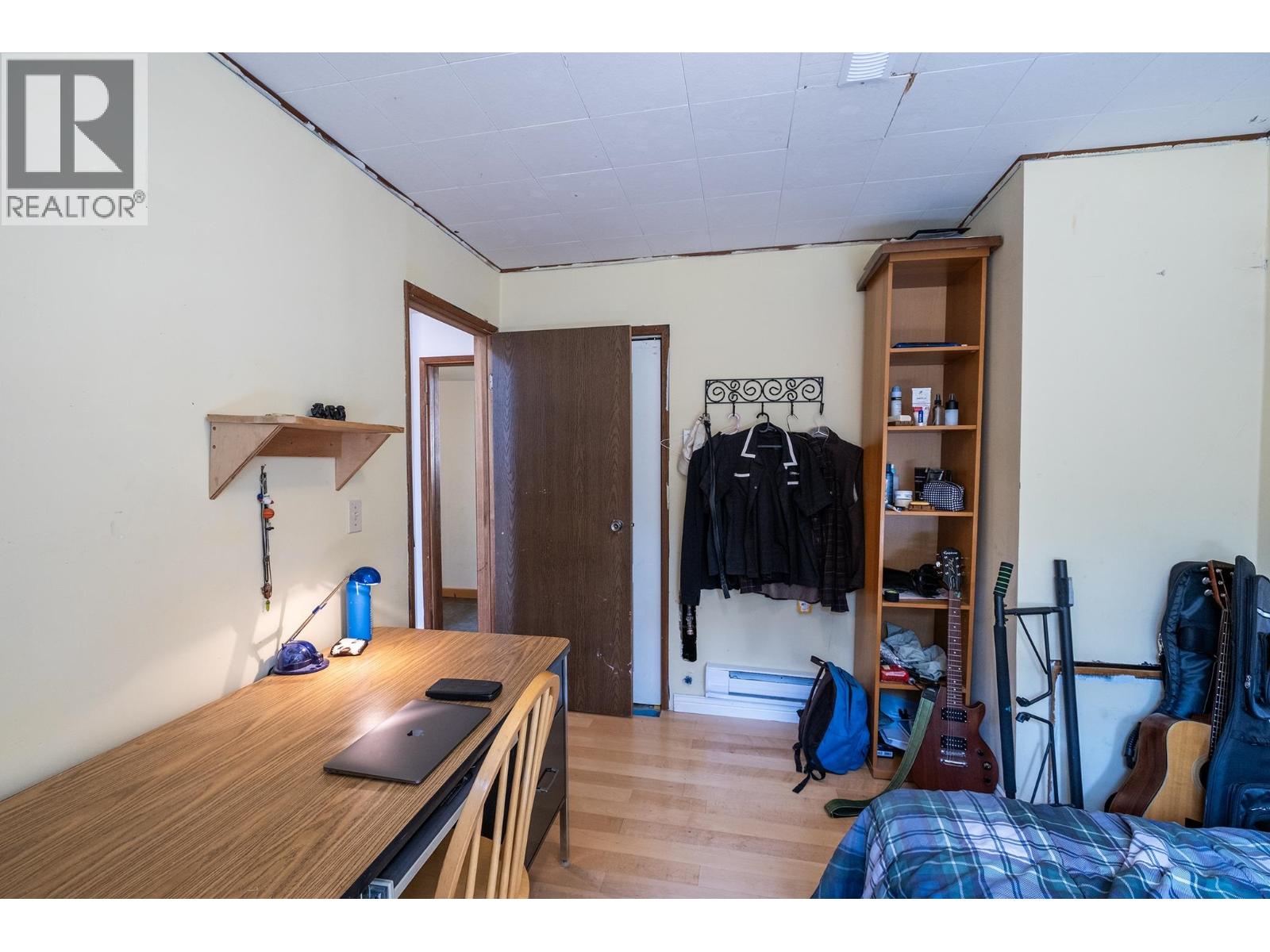 1160 ROSAMUND ROAD, Gibsons