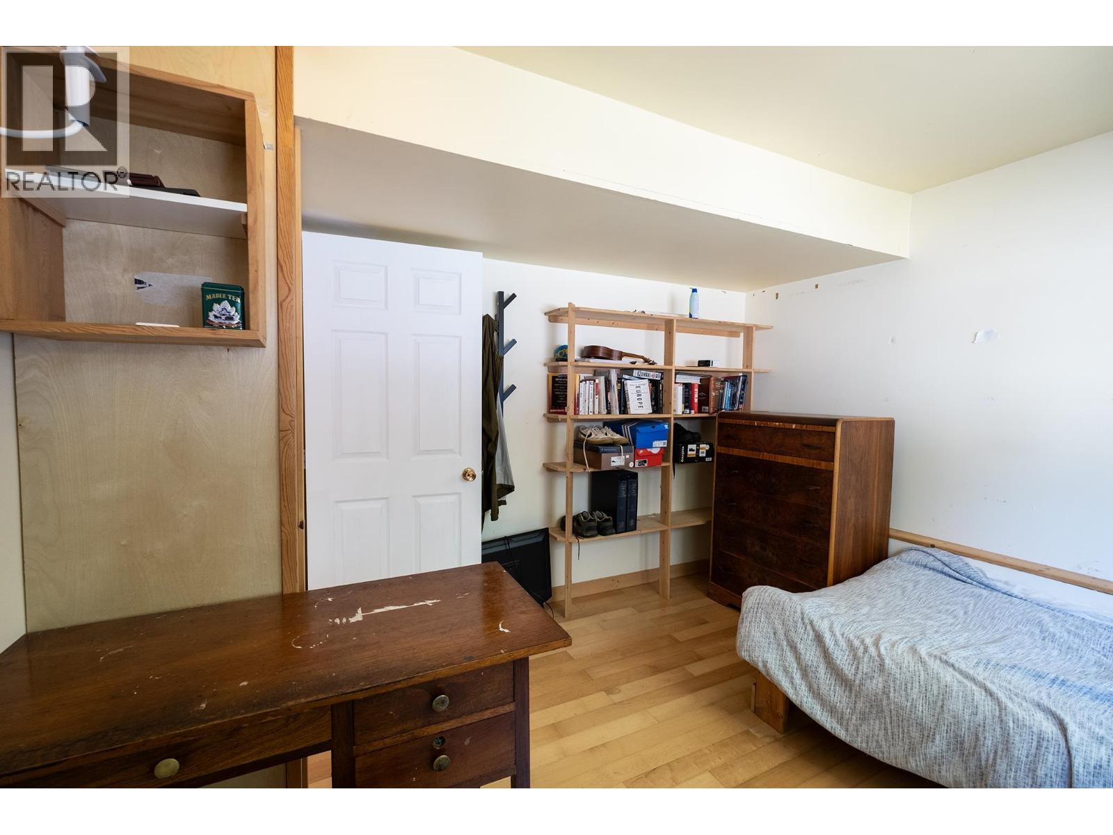1160 ROSAMUND ROAD, Gibsons