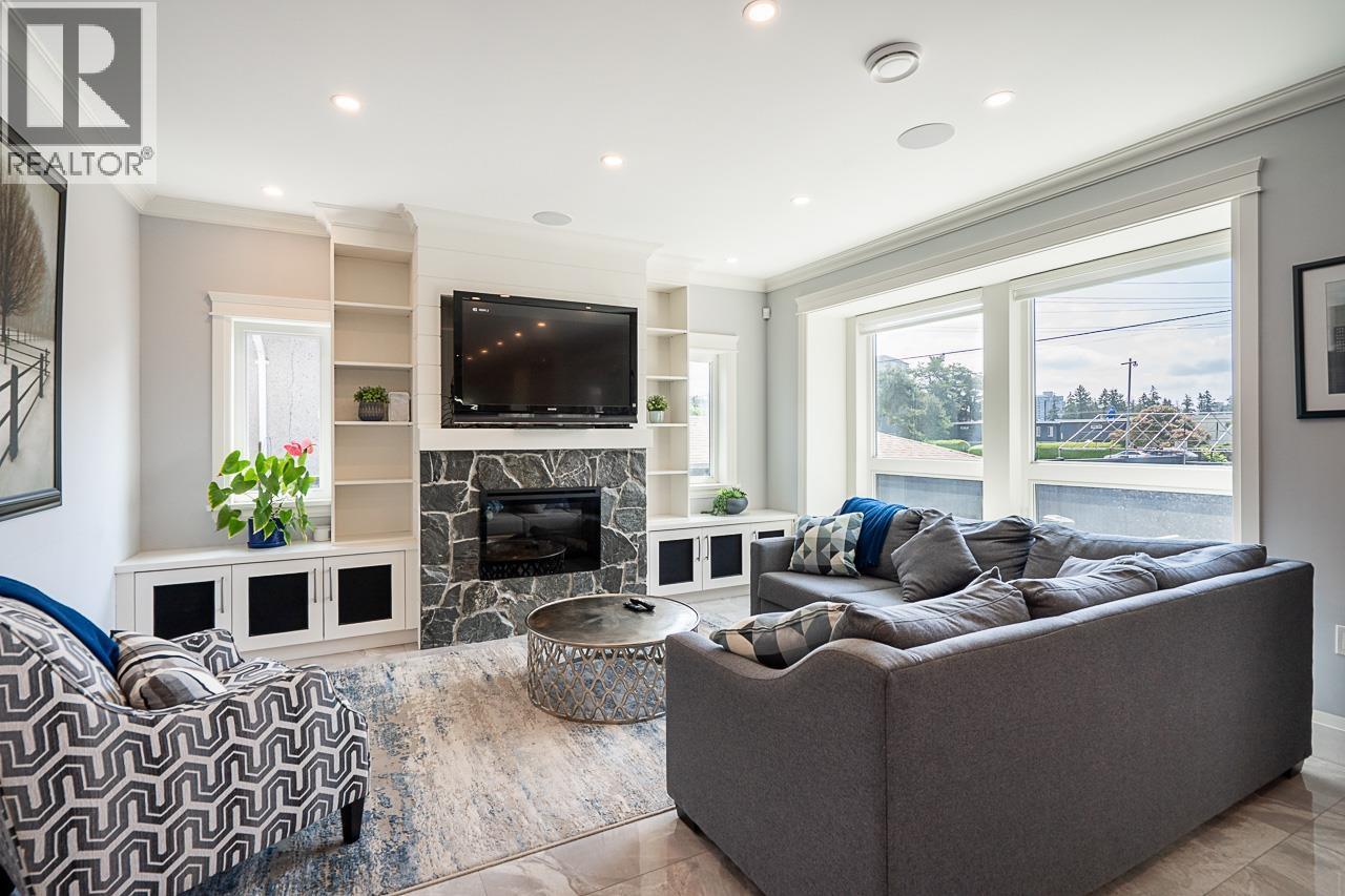 Photo 13 of 6792 Elwell Street, Burnaby BC