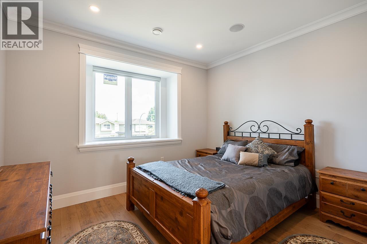 Photo 23 of 6792 Elwell Street, Burnaby BC
