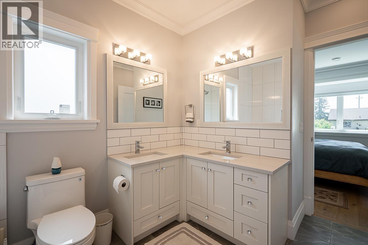 Photo 25 of 6792 Elwell Street, Burnaby BC