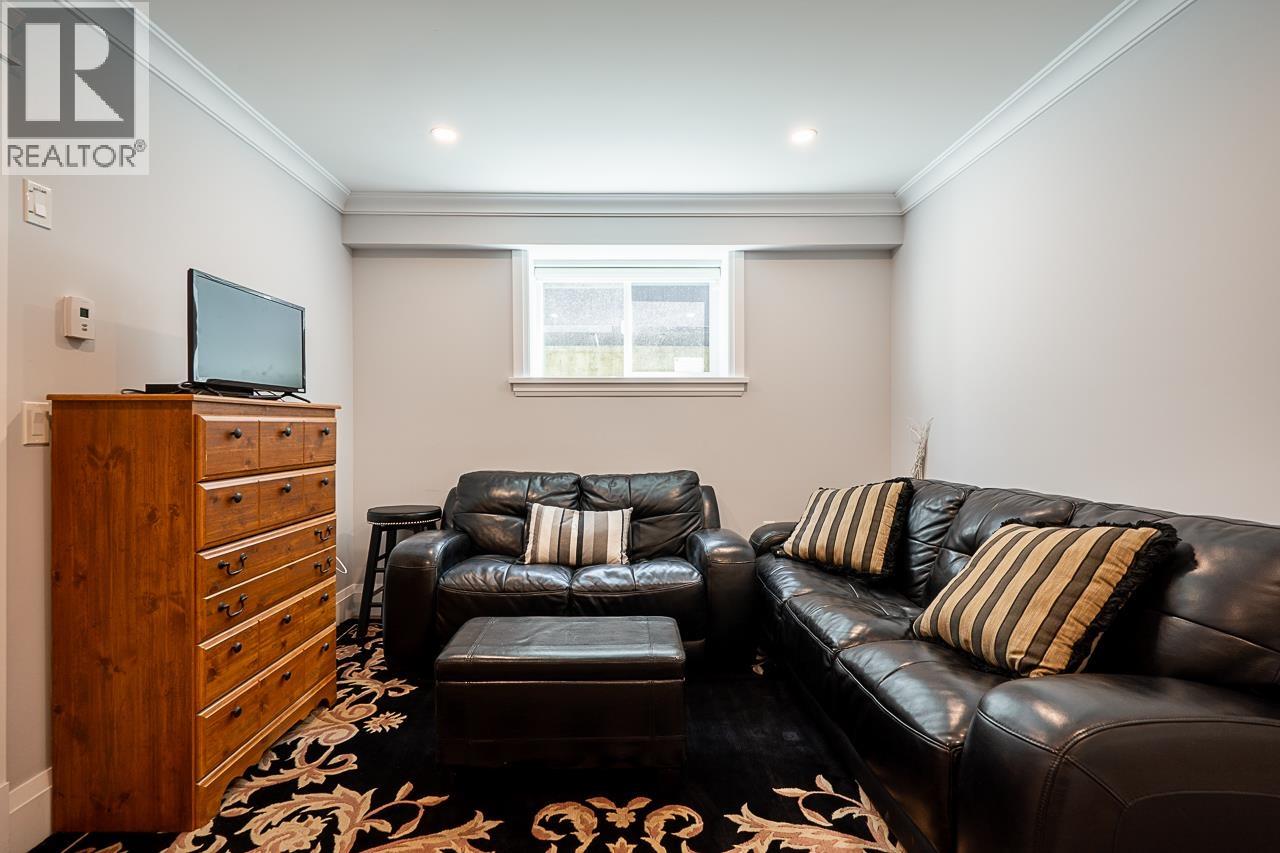 Photo 28 of 6792 Elwell Street, Burnaby BC