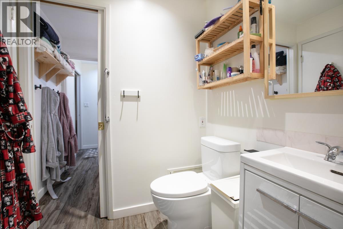 Photo 13 of 2135 Newport Avenue, Vancouver BC