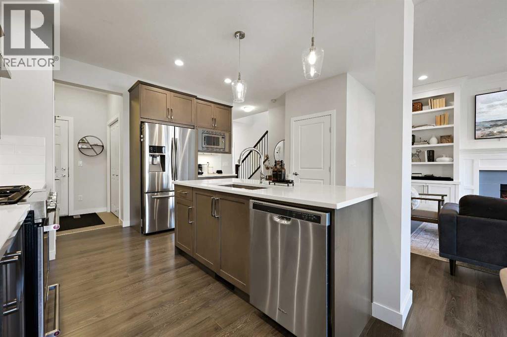 Photo 9 of 115 Bayview Circle Sw, Airdrie AB