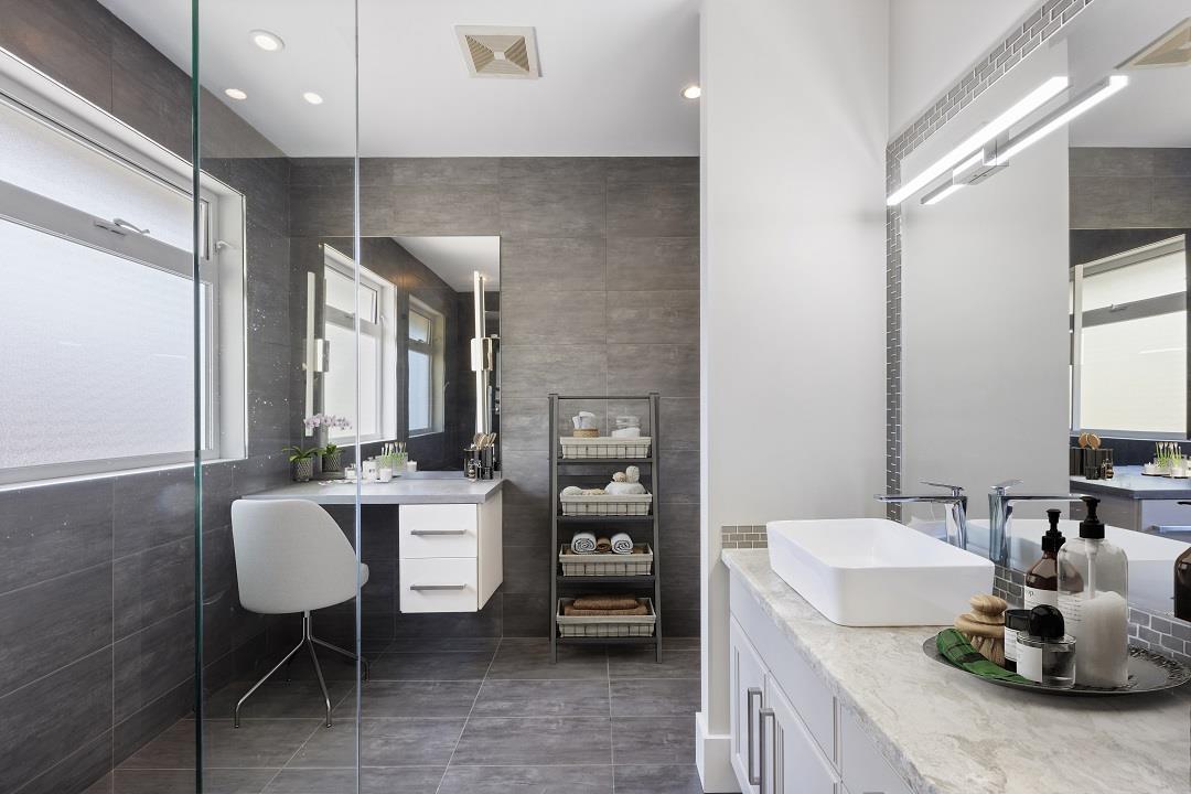 Photo 22 of 16211 31 Avenue, Surrey BC