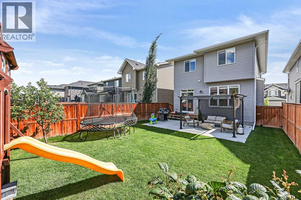 Photo 47 of 115 Bayview Circle Sw, Airdrie AB