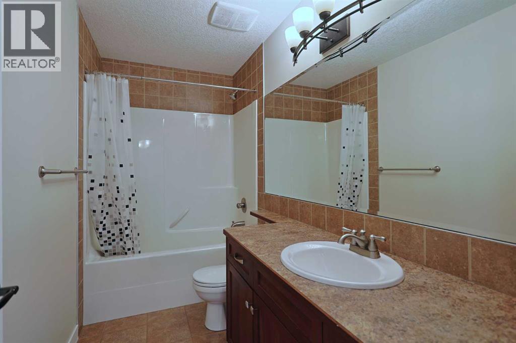 Photo 24 of 55 Tuscany Estates Drive Nw, Calgary AB