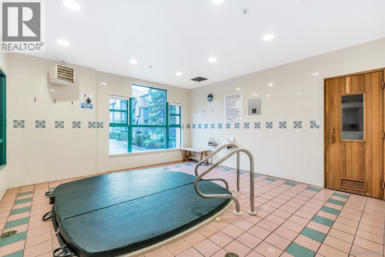 Photo 18 of 506 3071 Glen Drive, Coquitlam BC