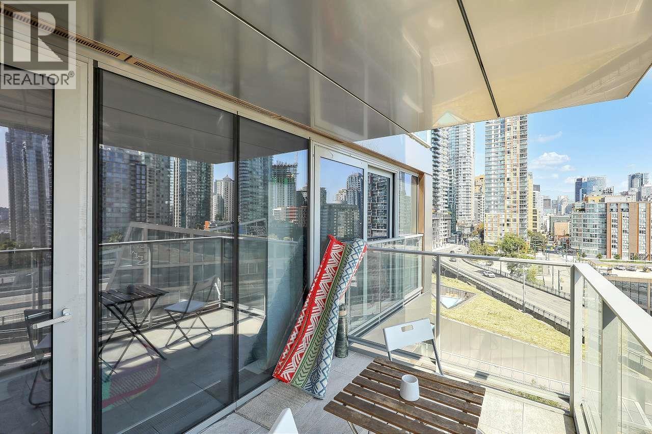 Photo 16 of 1501 1480 Howe Street, Vancouver BC