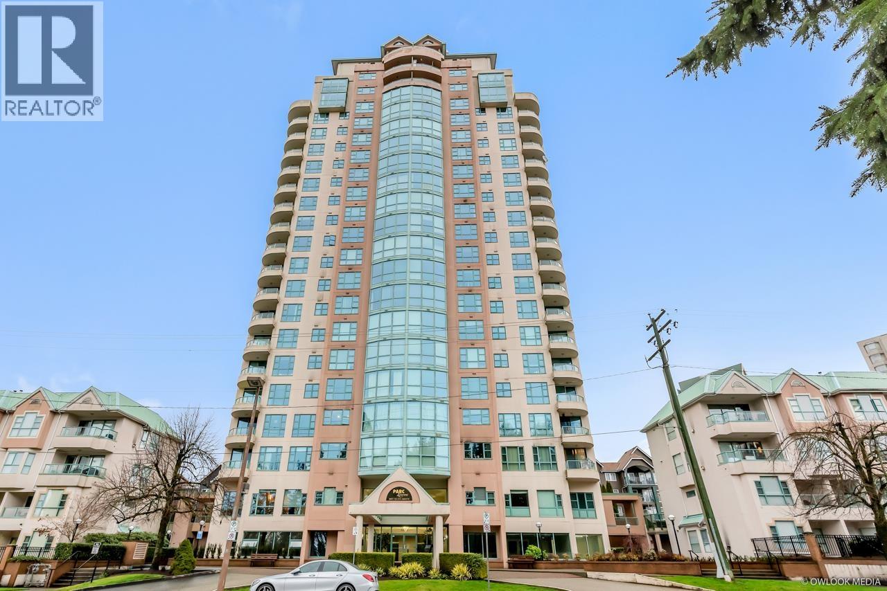 Photo 1 of 506 3071 Glen Drive, Coquitlam BC