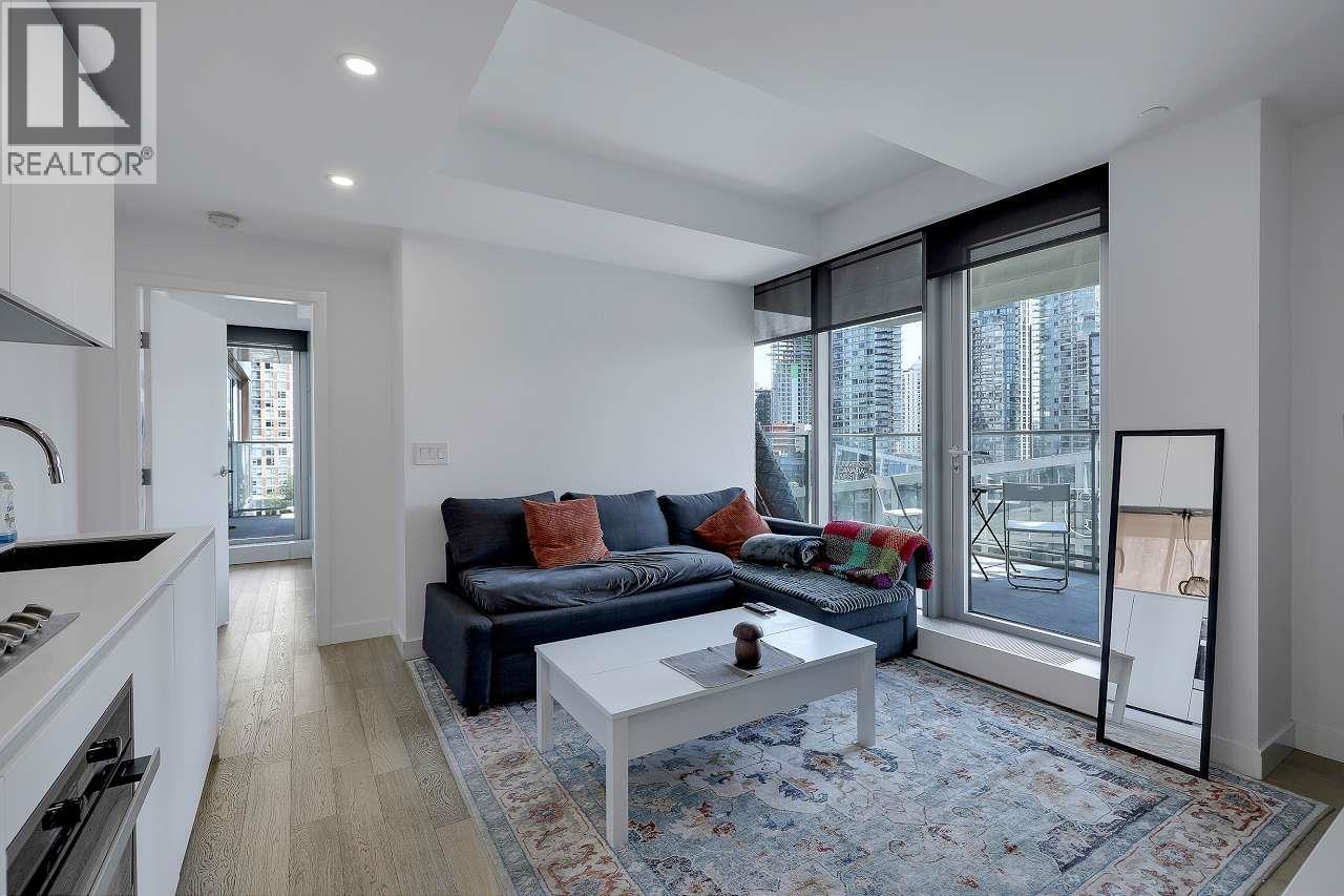 Photo 3 of 1501 1480 Howe Street, Vancouver BC