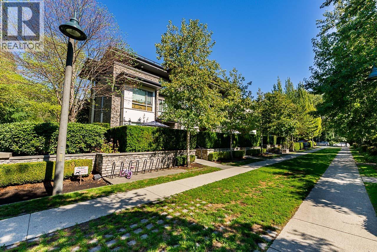 Photo 5 of 205 7488 Byrnepark Walk, Burnaby BC