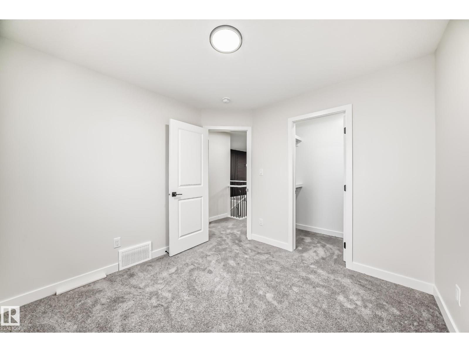 Photo 23 of 51 Patriot Wy, Spruce Grove AB