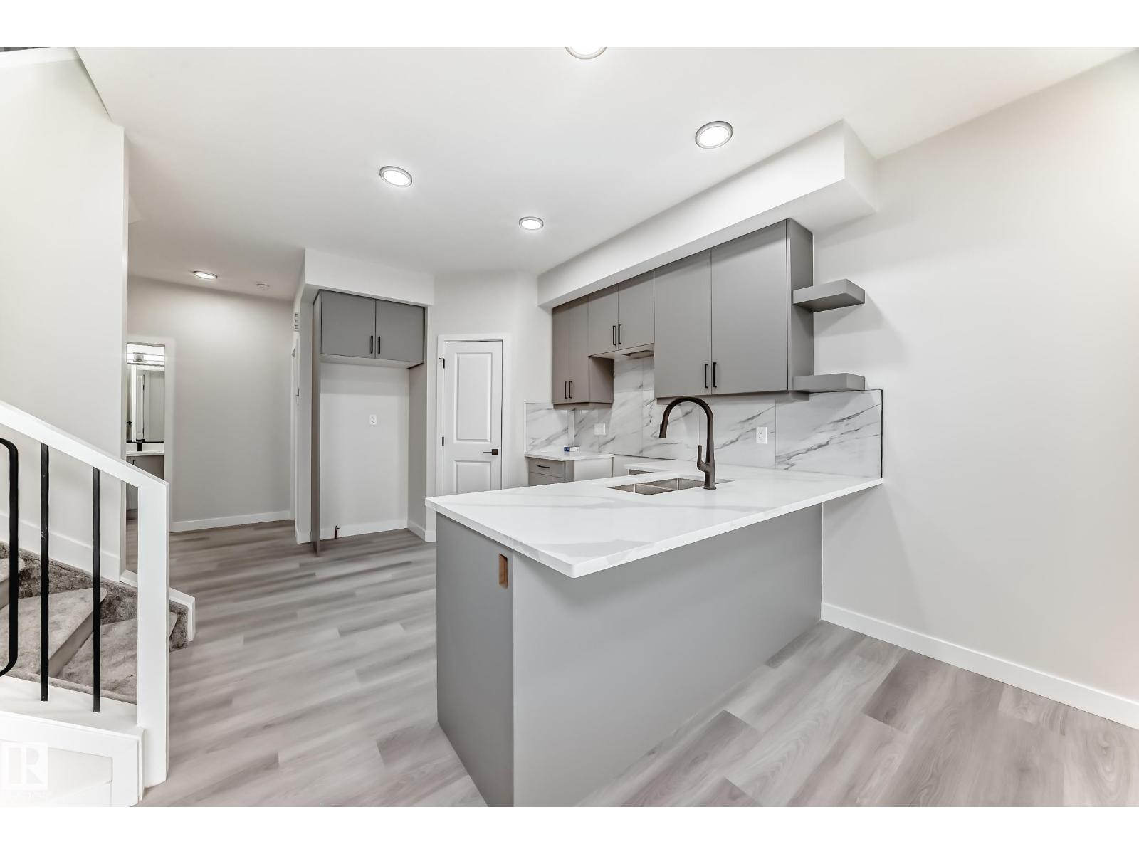 Photo 3 of 51 Patriot Wy, Spruce Grove AB