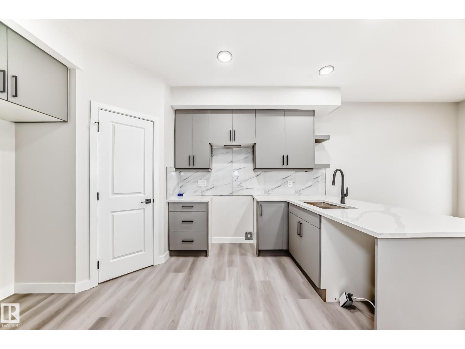 Photo 4 of 51 Patriot Wy, Spruce Grove AB