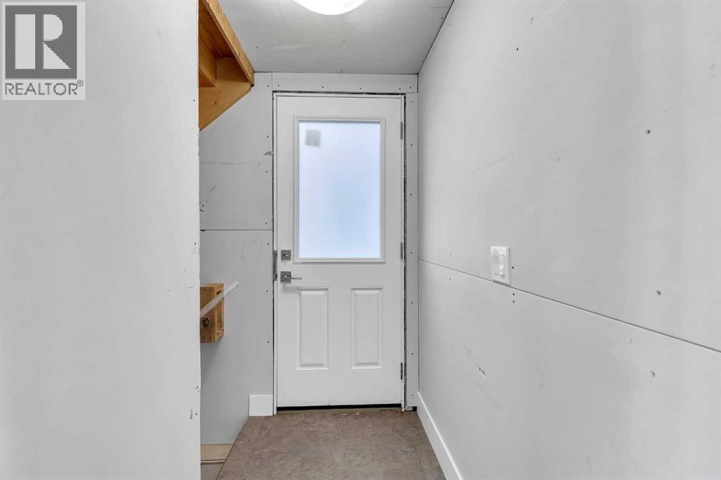 Photo 19 of 10073 46 Street Ne, Calgary AB