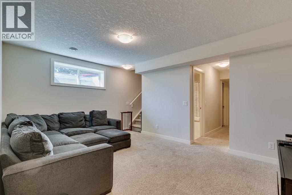 Photo 37 of 101 12 Street Ne, Calgary AB