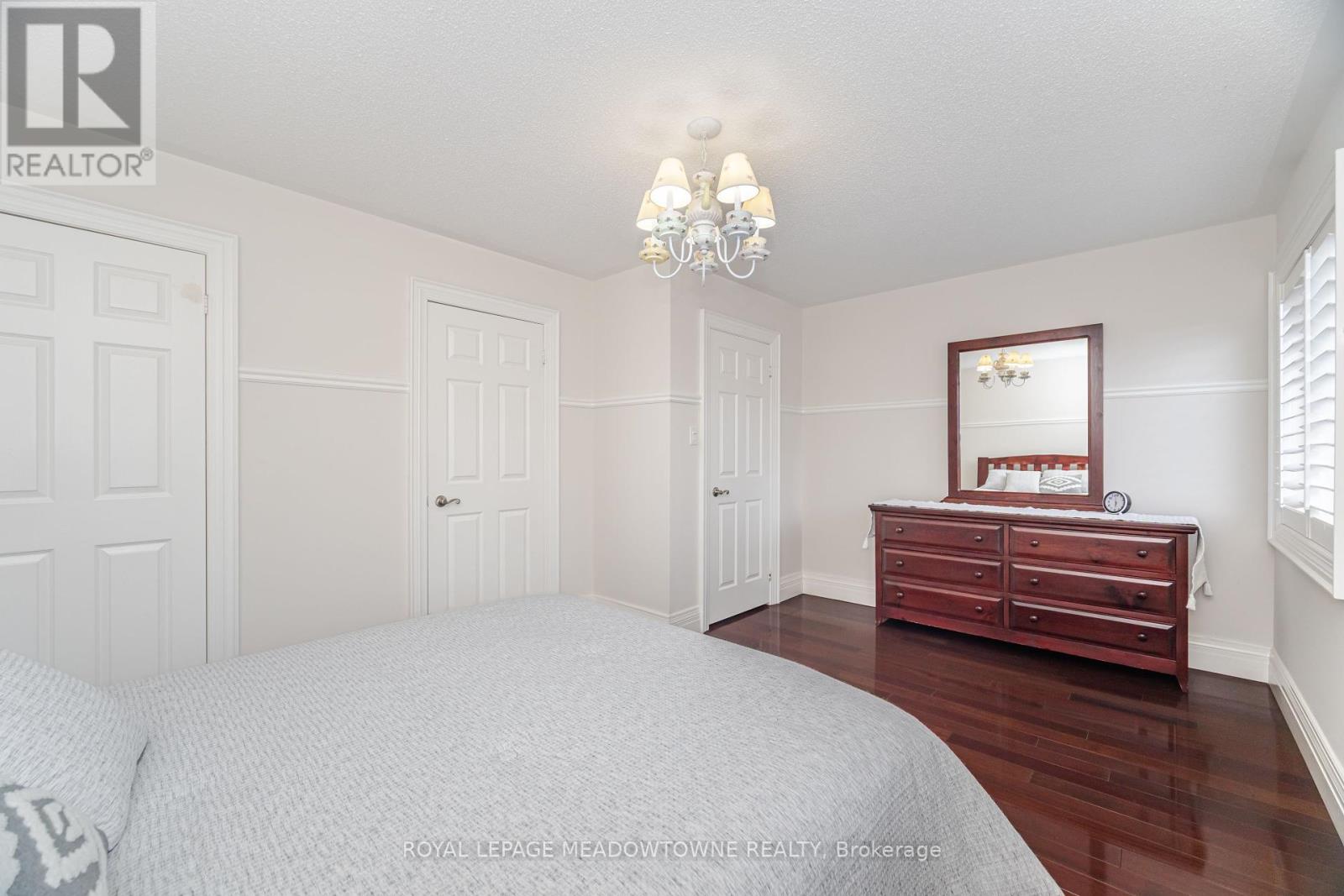 Photo 37 of 915 Gaslight Way, Mississauga ON