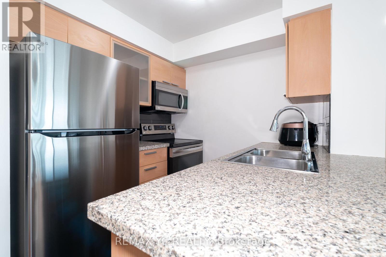 Photo 13 of 2612 16 Harrison Garden Boulevard, Toronto ON