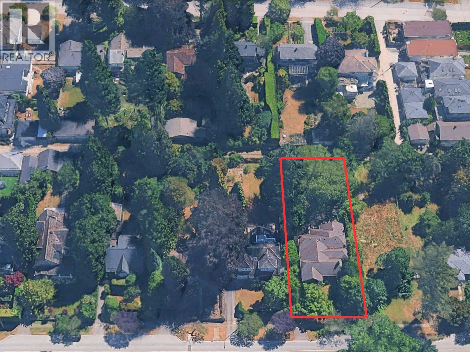 Photo 3 of 5630 Blenheim Street, Vancouver BC