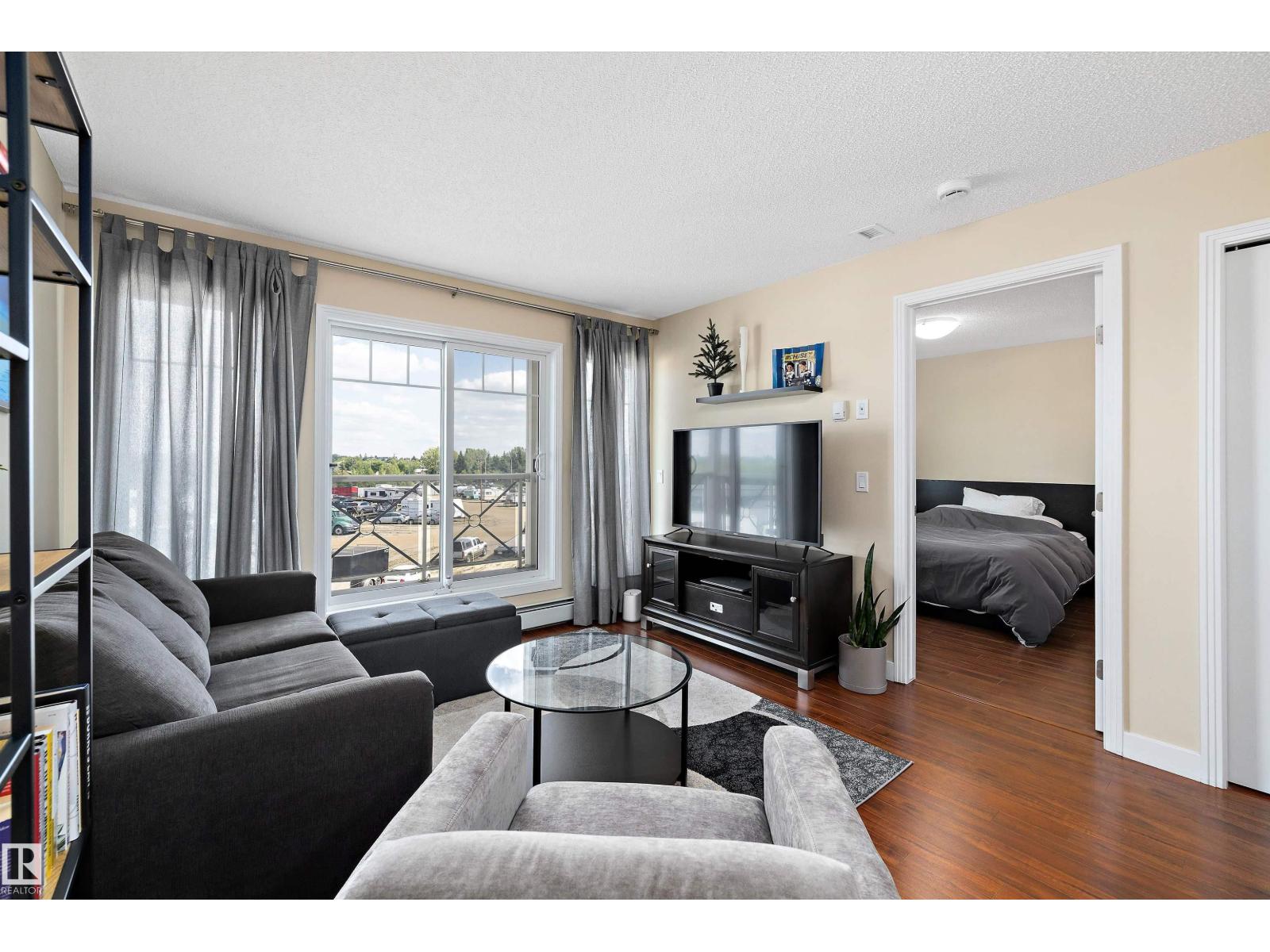 Photo 16 of 309 12650 142 Av Nw, Edmonton AB
