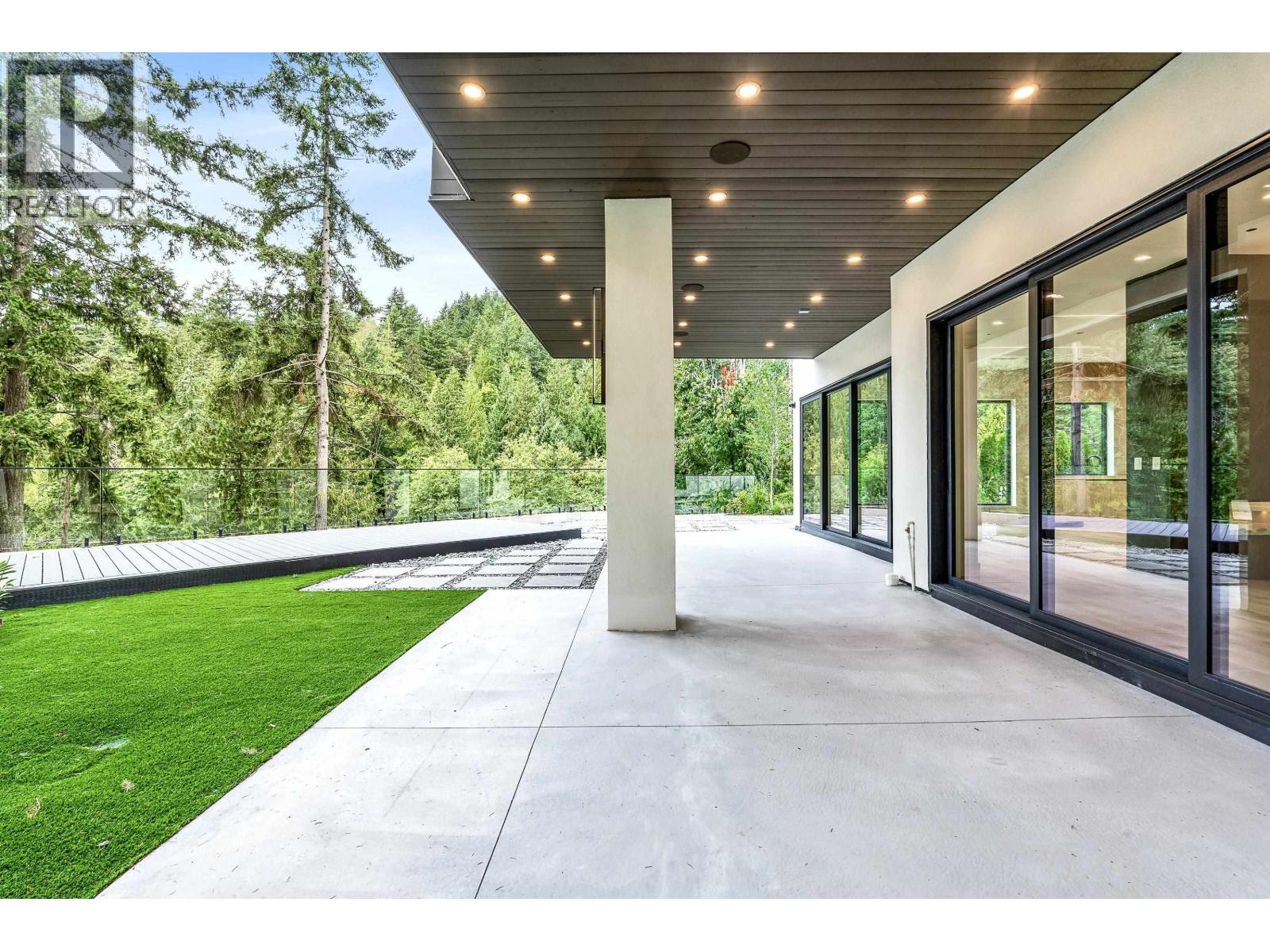 Photo 39 of 5773 Primrose Place, West Vancouver BC