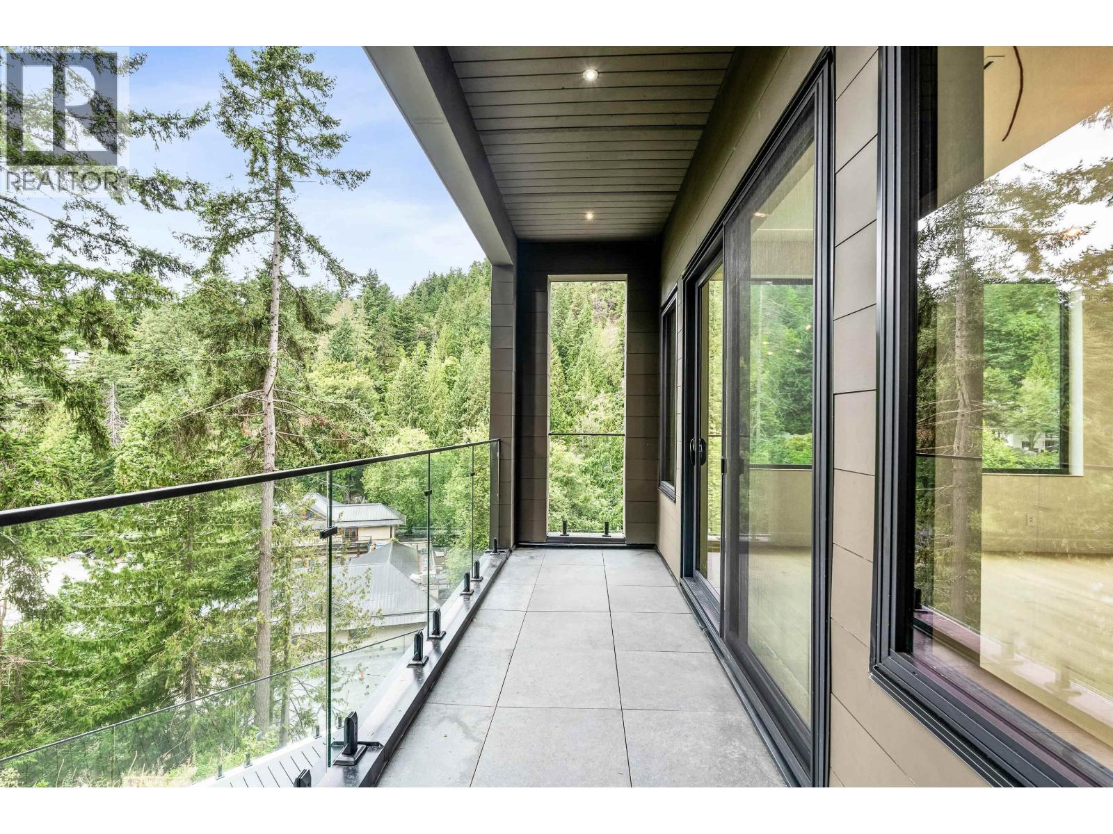 Photo 37 of 5773 Primrose Place, West Vancouver BC