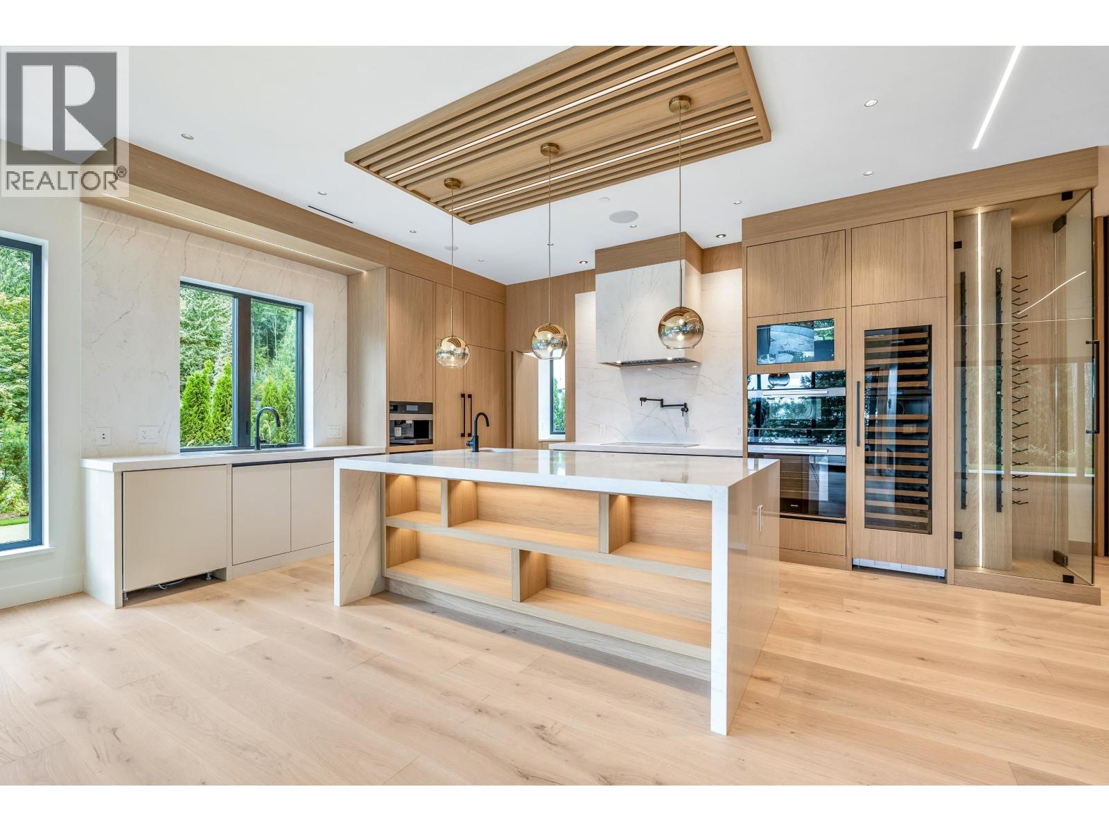 Photo 16 of 5773 Primrose Place, West Vancouver BC