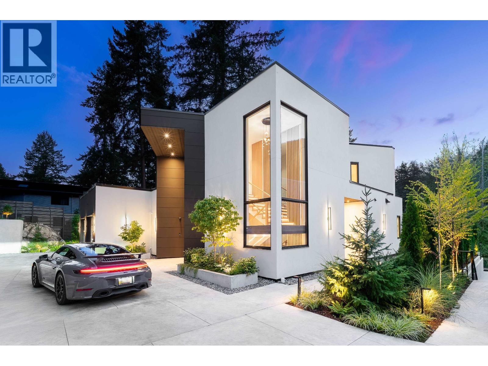 Photo 1 of 5773 Primrose Place, West Vancouver BC