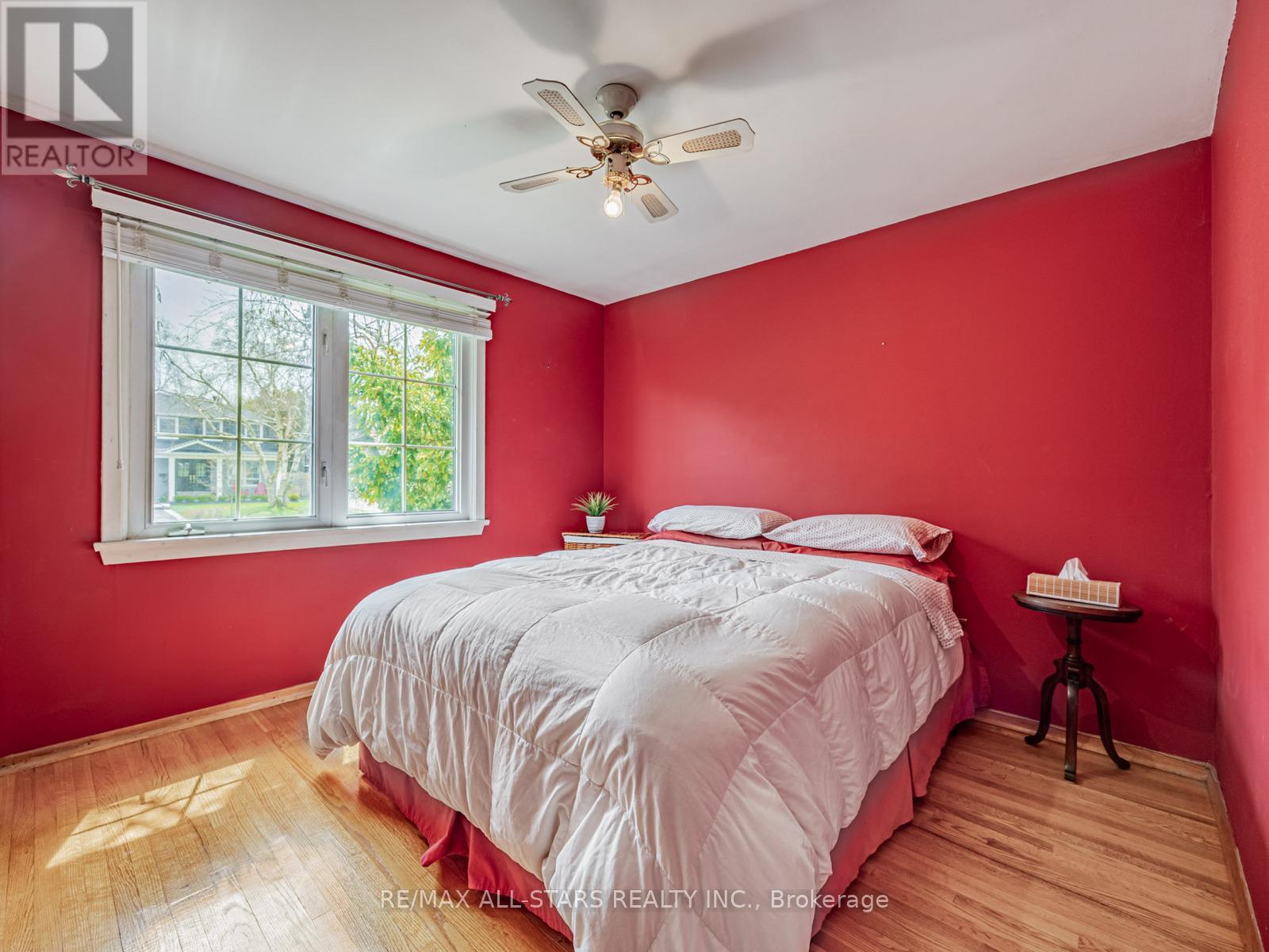 Photo 26 of 220 Catalina Drive, Toronto ON