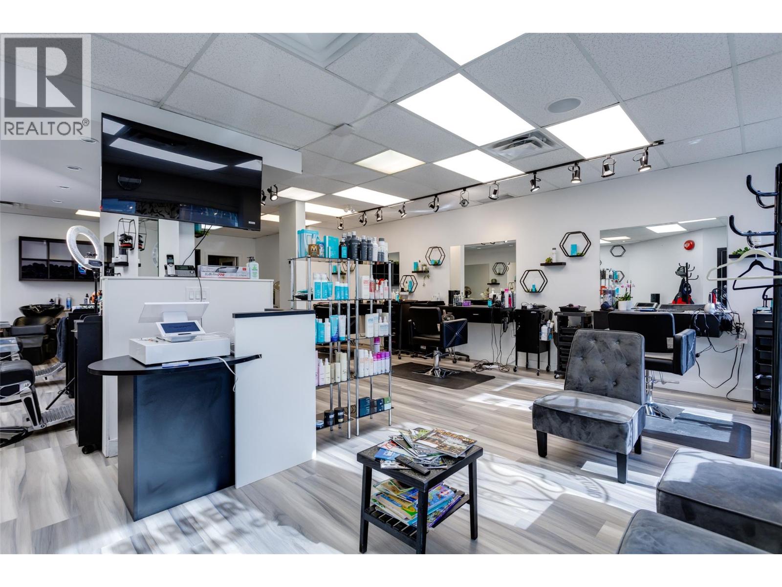 103 532 Leon Avenue, Kelowna