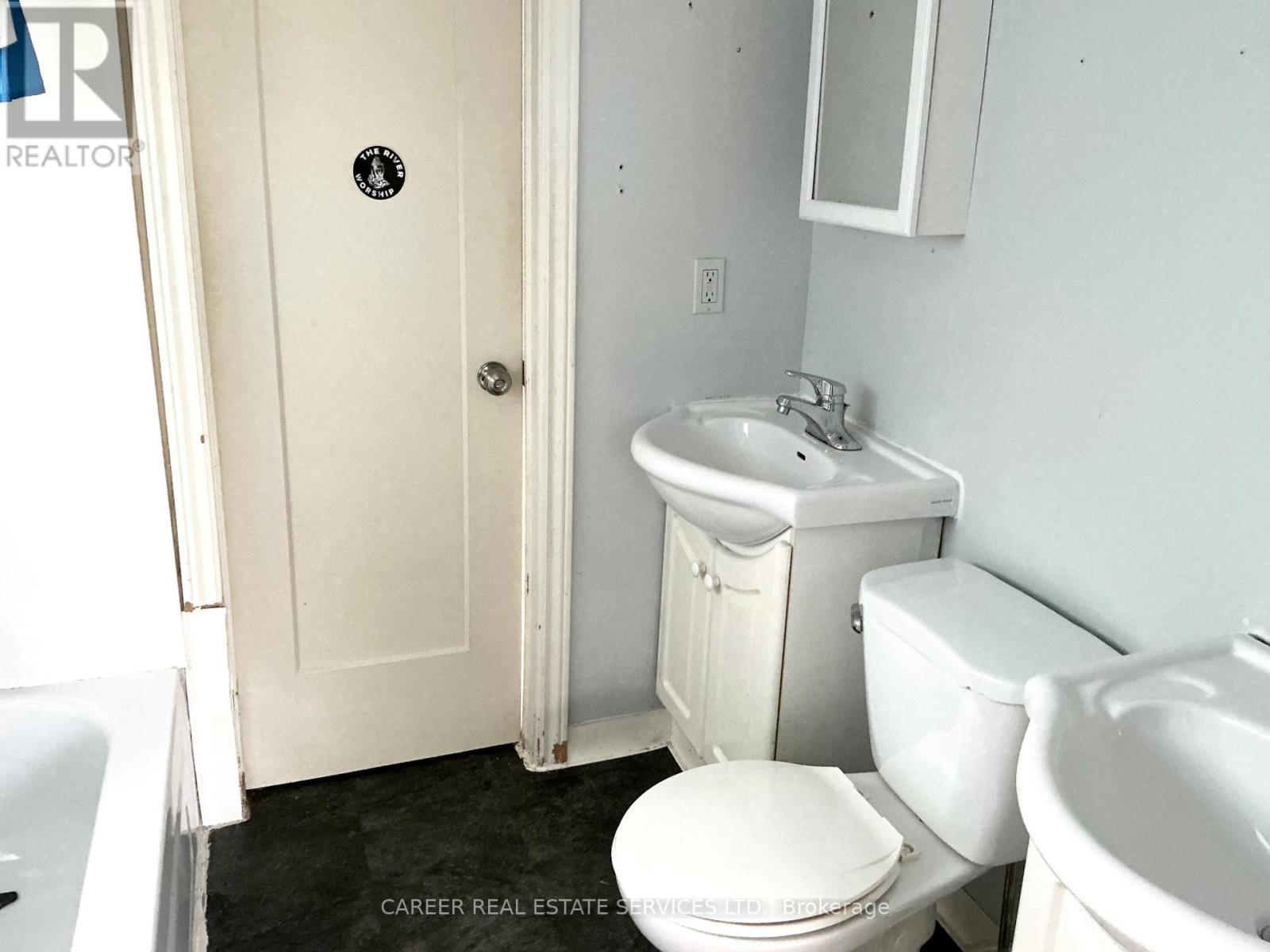 Photo 12 of 1187 Finch Avenue, Pickering ON