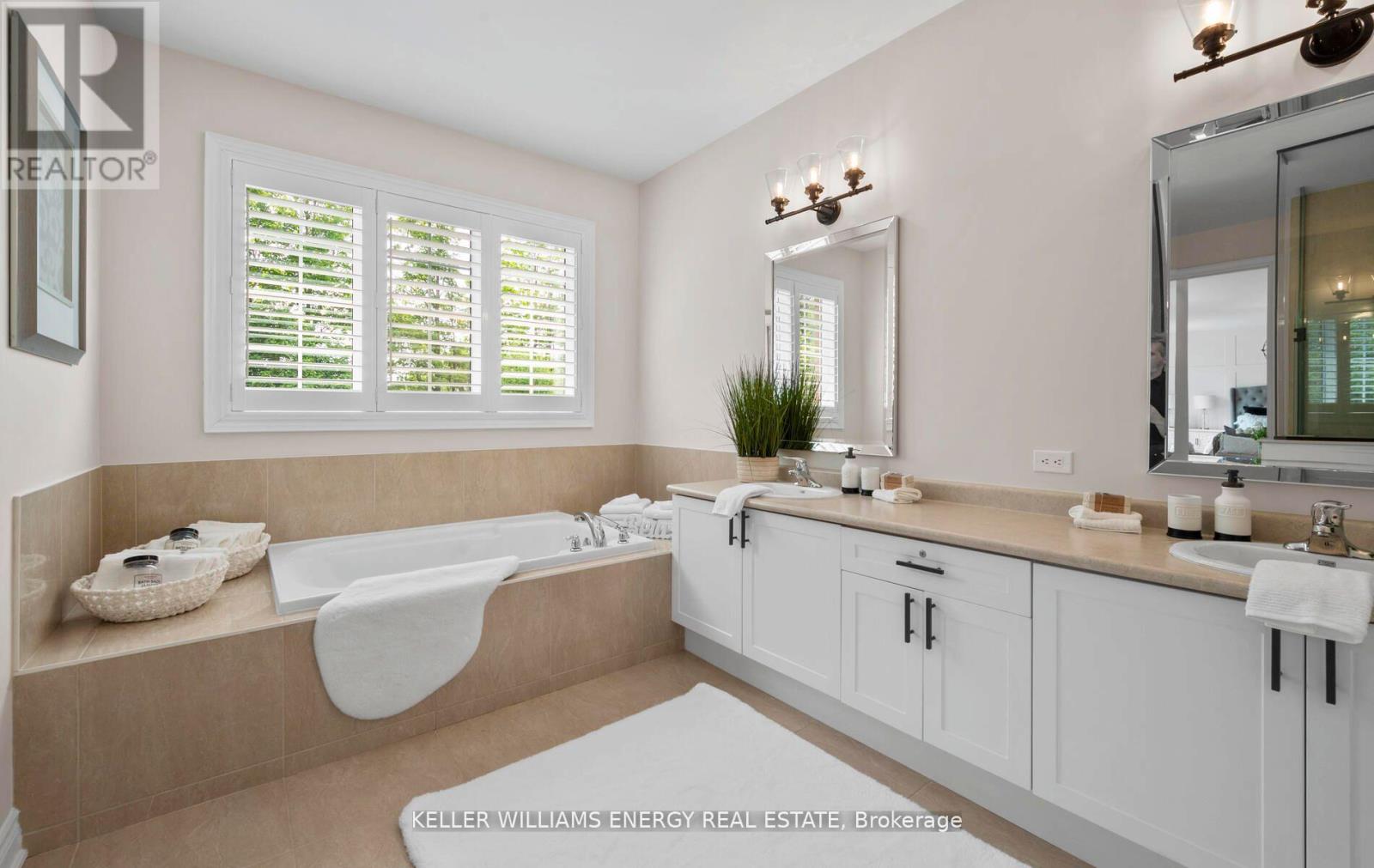 Photo 24 of 2032 Kurelo Drive, Oshawa ON