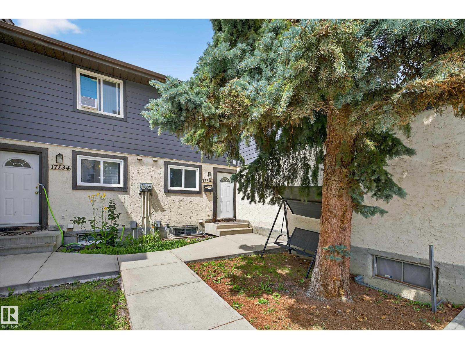 Photo 42 of 17136 100 St Nw, Edmonton AB