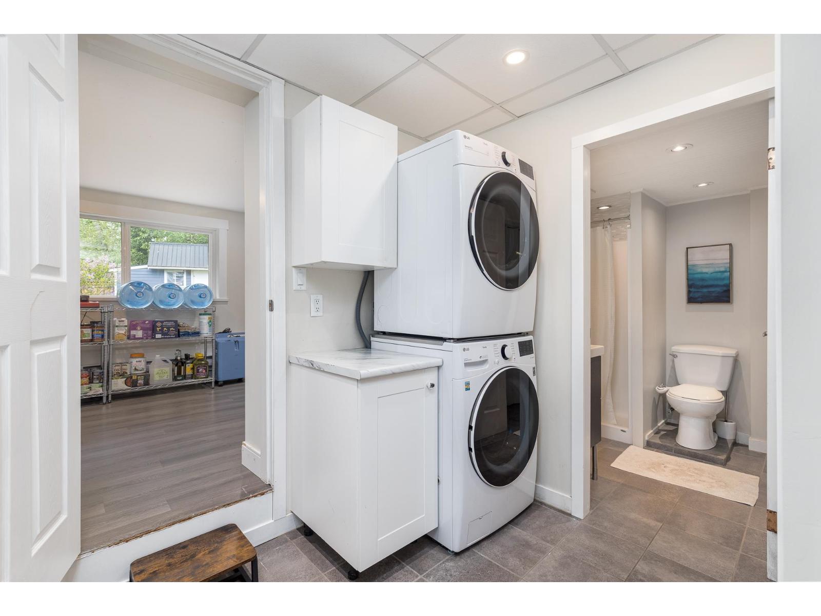 Photo 24 of 25153 11 B Avenue, Langley BC
