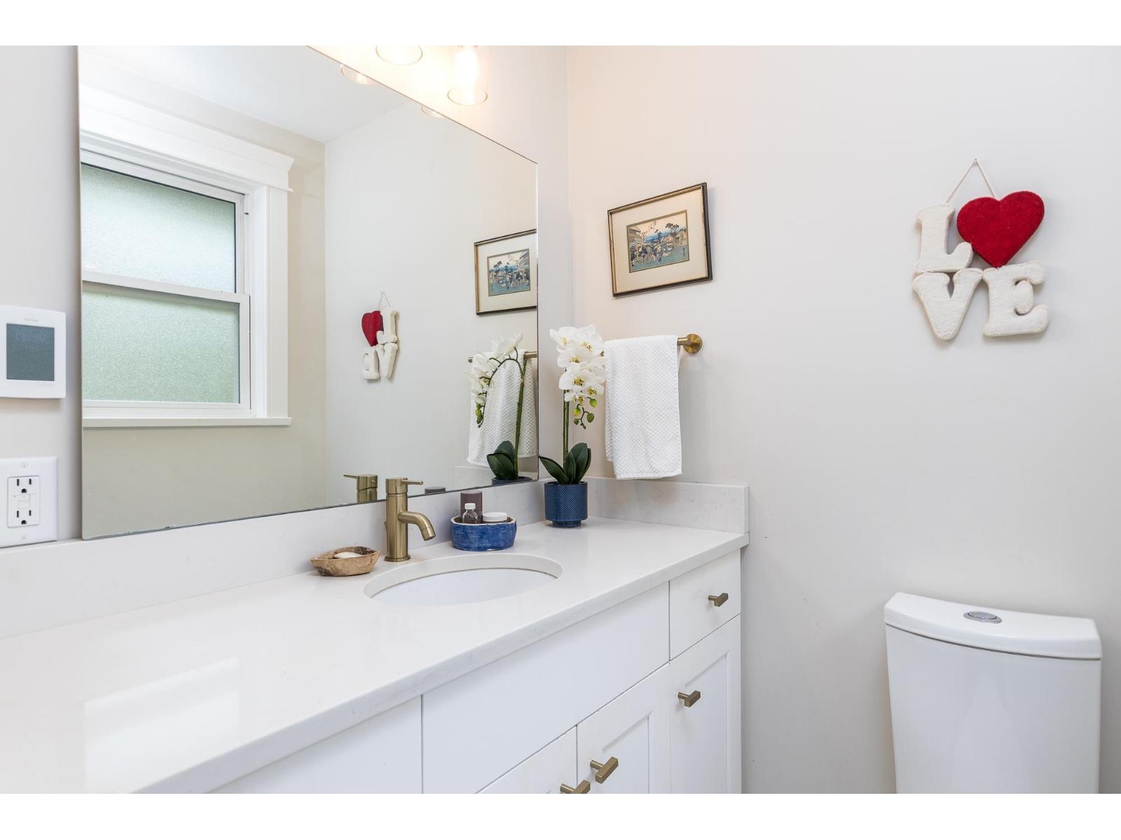 Photo 18 of 25153 11 B Avenue, Langley BC