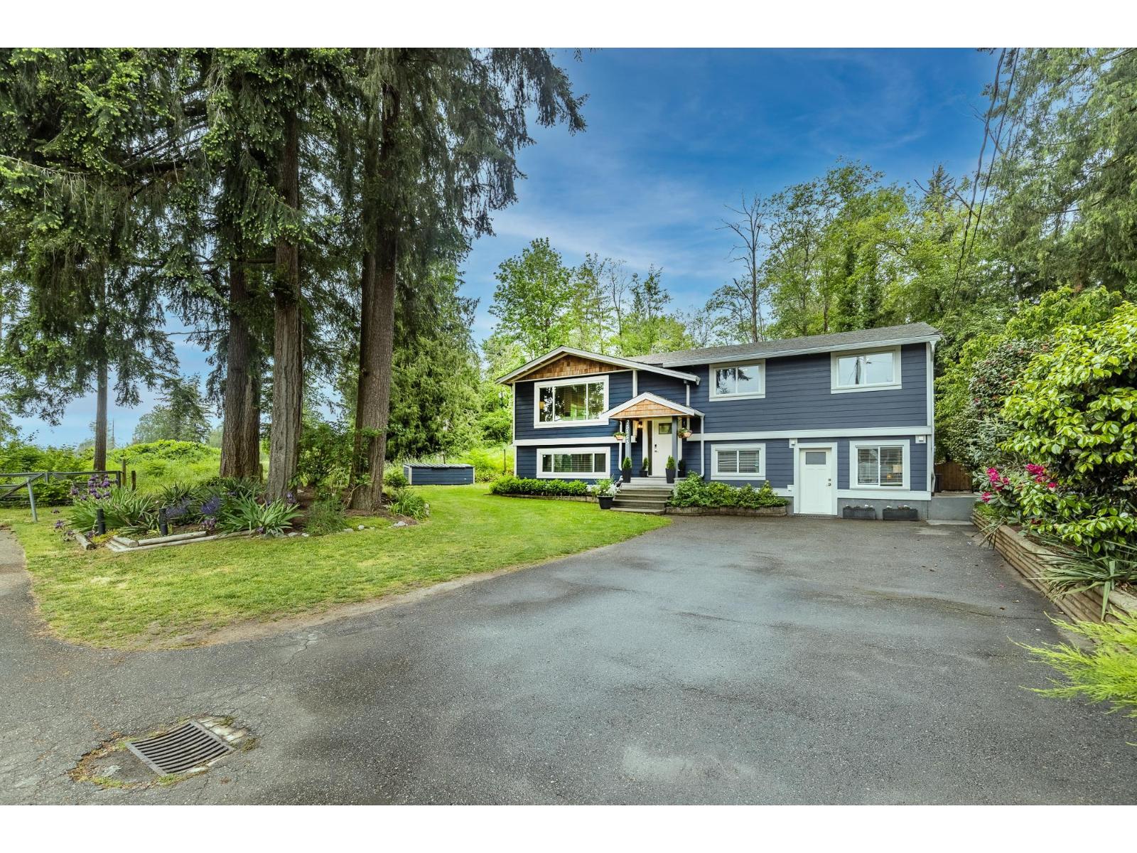 Photo 1 of 25153 11 B Avenue, Langley BC
