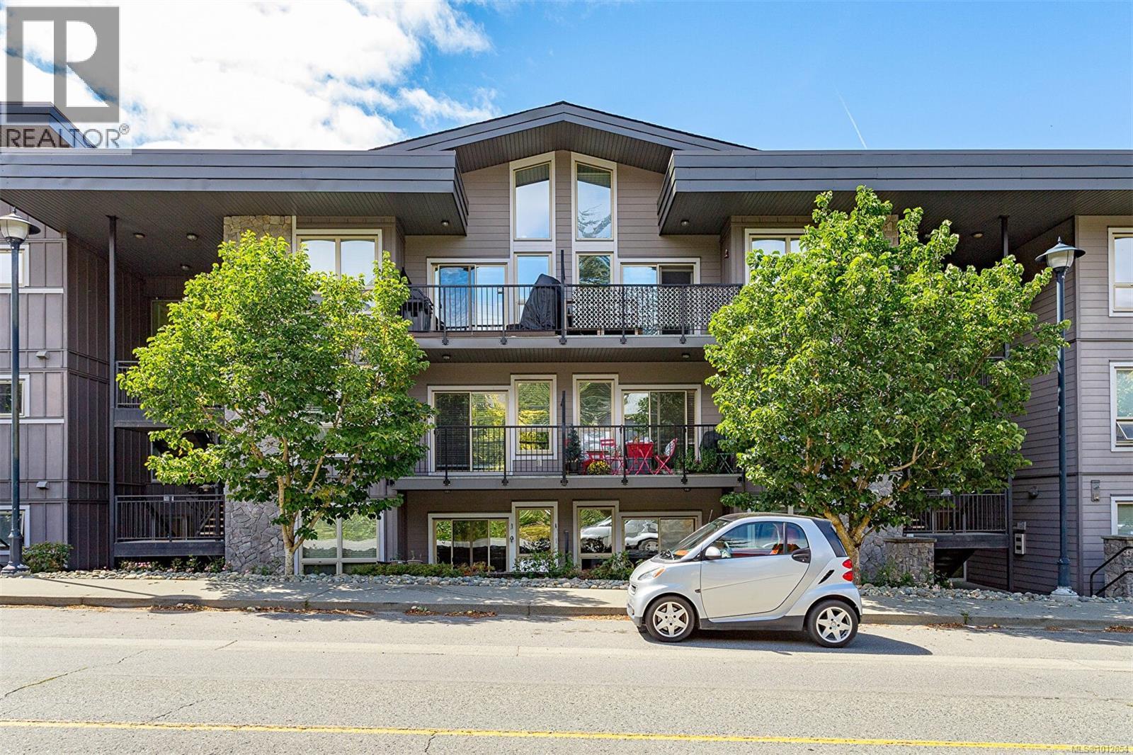 Photo 3 of 311 3240 Jacklin Rd, Langford BC