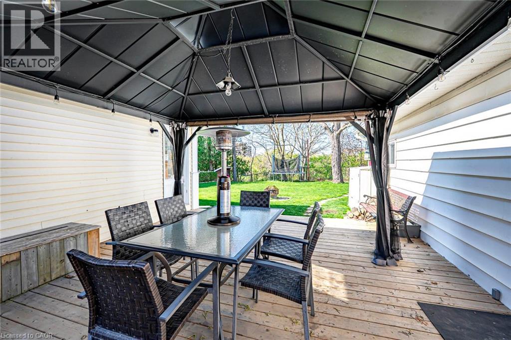 Photo 31 of 112 Court Street N, Milton ON