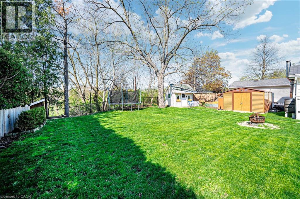Photo 32 of 112 Court Street N, Milton ON