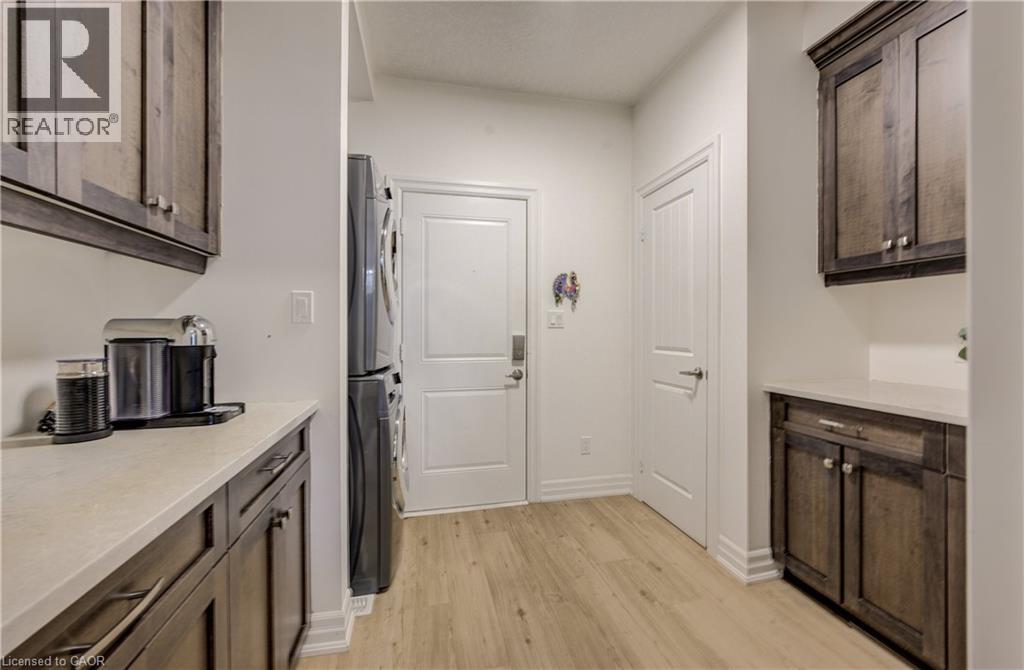 Photo 17 of 275 Falconridge Drive, Kitchener ON
