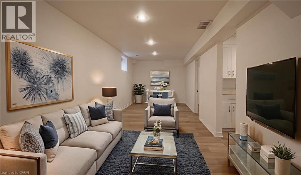 Photo 28 of 275 Falconridge Drive, Kitchener ON