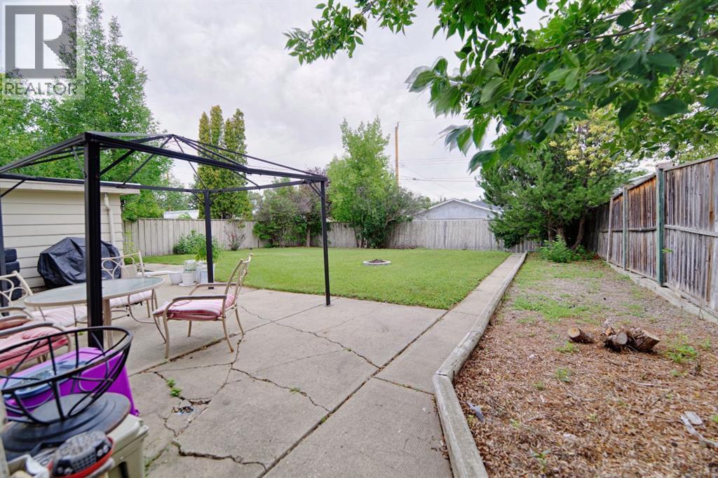 Photo 19 of 1141 Scenic Drive S, Lethbridge AB