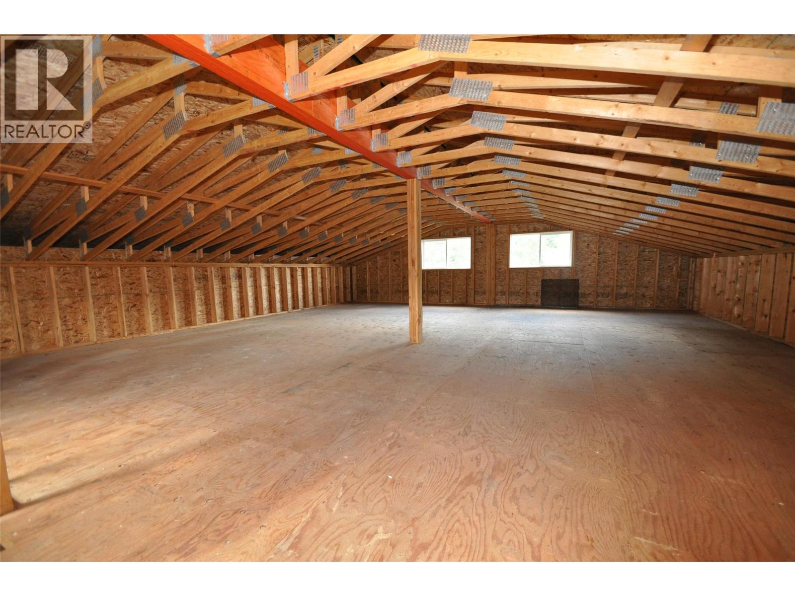 4108 HEROUX Road, Nelson