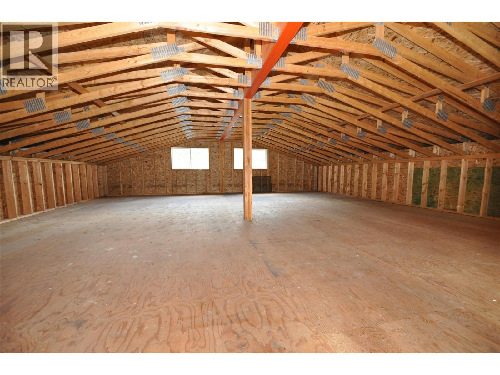 4108 HEROUX Road, Nelson