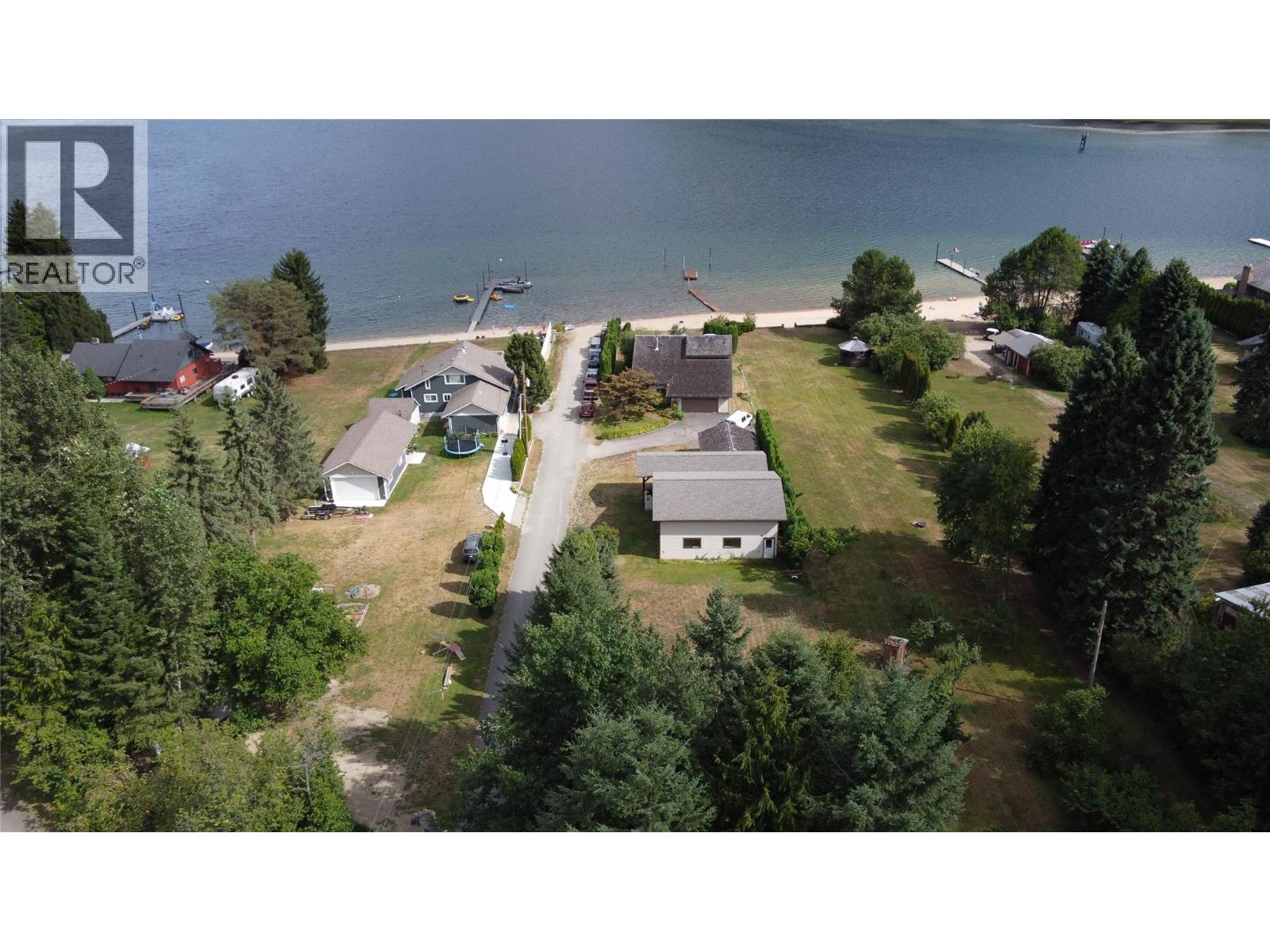 4108 HEROUX Road, Nelson